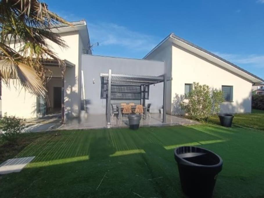 Villa Des Rives Du Tarn Avec Jacuzzi Montans المظهر الخارجي الصورة